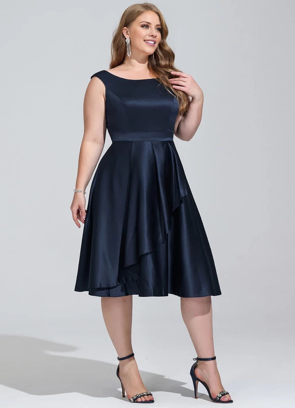 Elegant A-line Scoop Neck Sleeveless Back Zip Cascading Ruffles Knee-Length Homecoming Dress ﻿