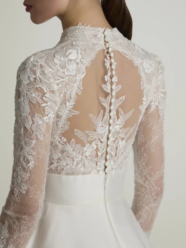 Elegant Ball Gown Deep V-Neck Lace Long Sleeve Open Back Maxi Winter Wedding Dress