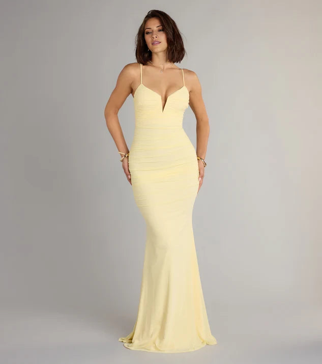 Elegant Deep V-Neck Sleeveless Spaghetti Strap Ruched Mermaid Floor-Length Evening Dress