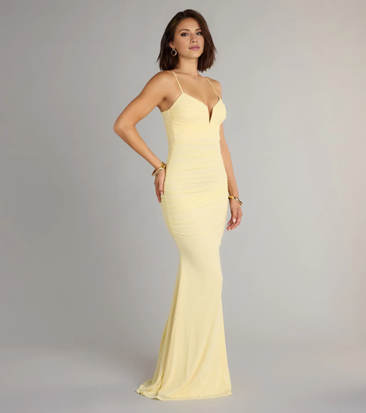 Elegant Deep V-Neck Sleeveless Spaghetti Strap Ruched Mermaid Floor-Length Evening Dress