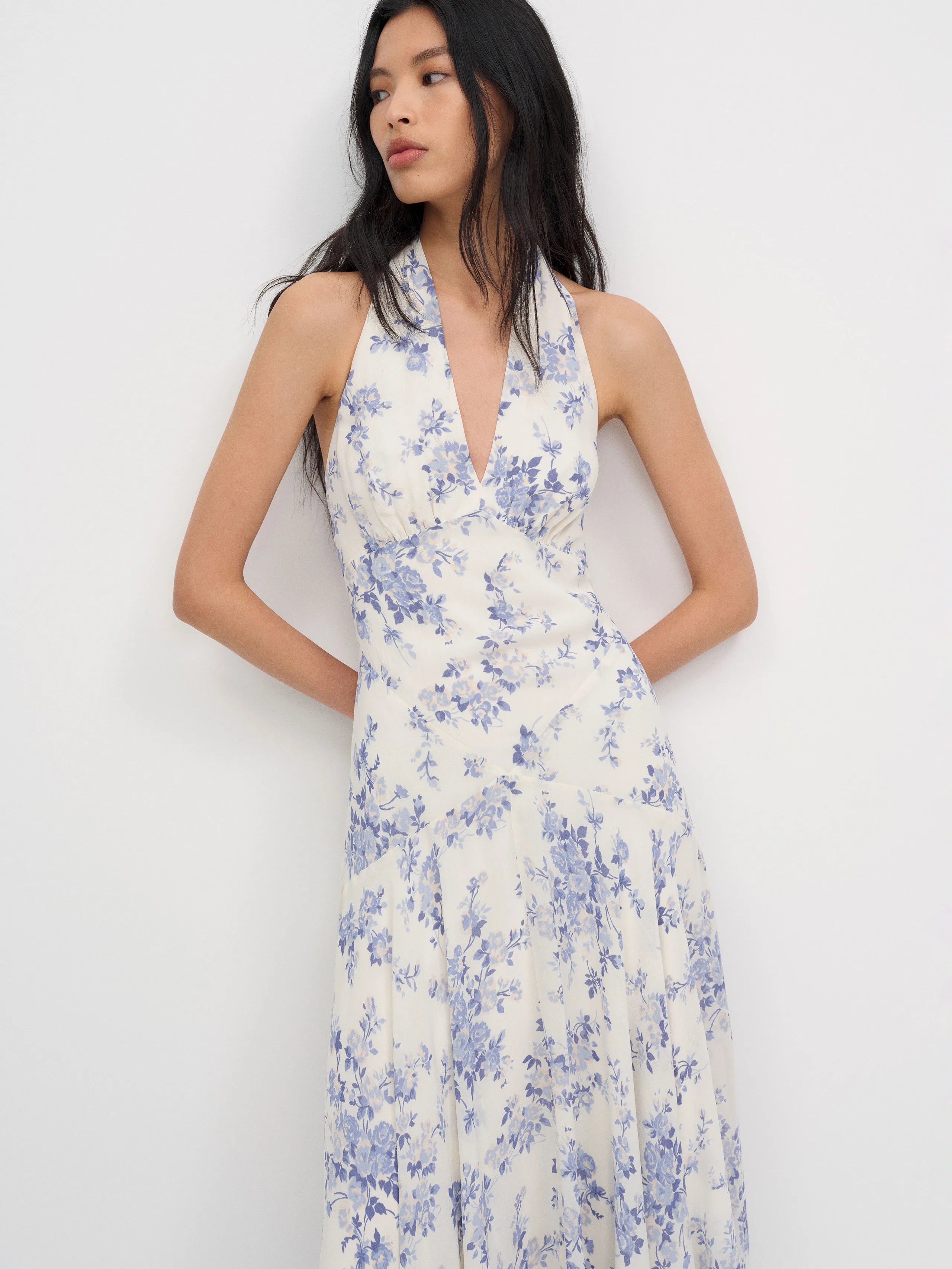 Elegant Floral Chiffon A-Line Halter Neck Sleeveless Tie-Back Midi Prom Dresses