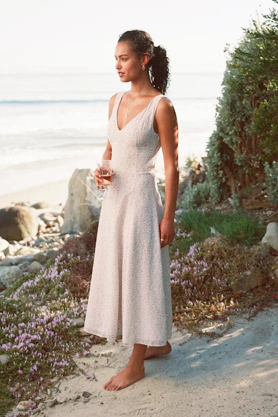 Elegant Fresh Fitted A-Line V-Neck Sleeveless Tie-Back Midi Prom Dresses
