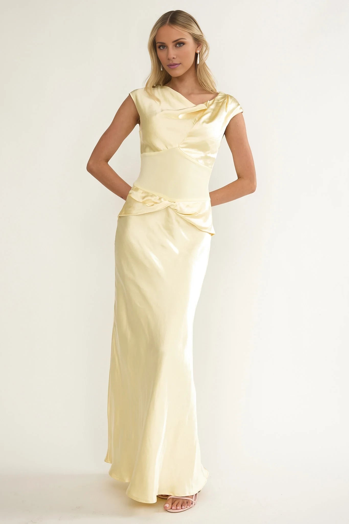 Elegant Light Yellow Asymmetric Neckline Sleeveless Backless Knot-Detail Satin Floor-Length Prom Dress