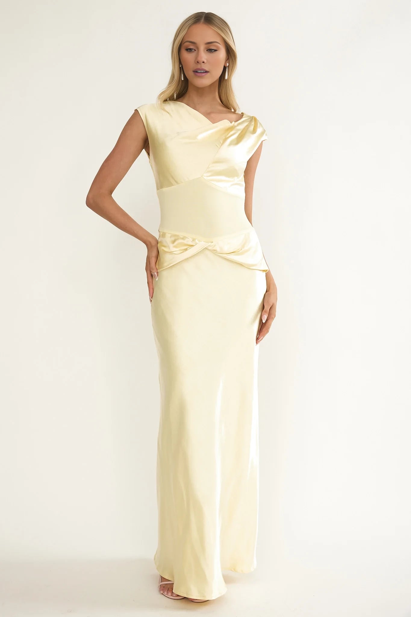 Elegant Light Yellow Asymmetric Neckline Sleeveless Backless Knot-Detail Satin Floor-Length Prom Dress