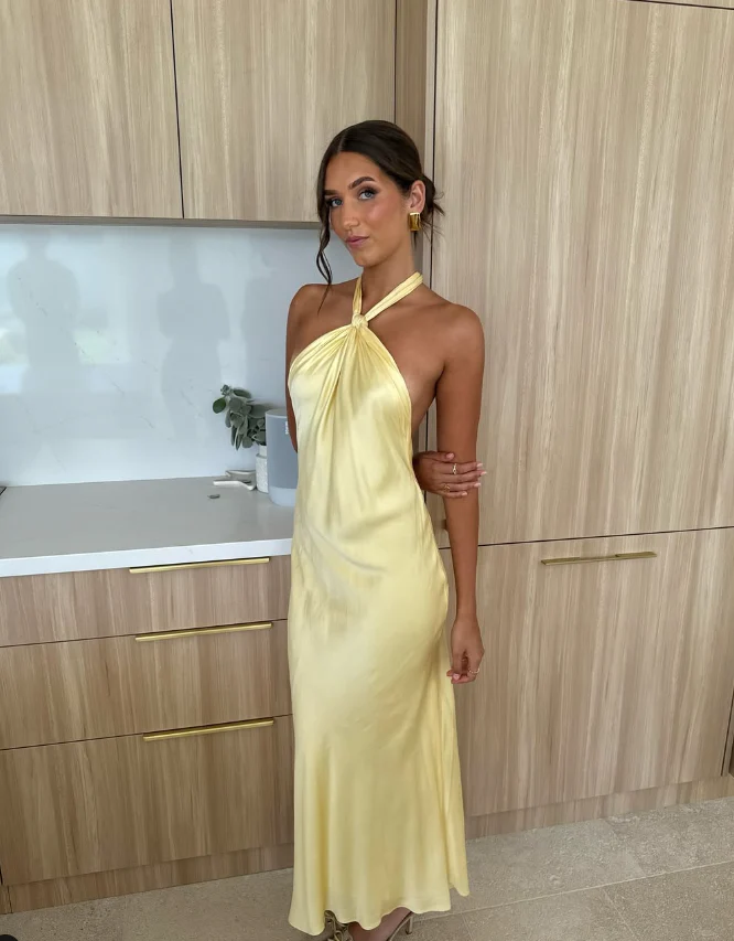 Elegant Mermaid Halter V-Neck Tie Back Floor-Length Satin Evening Dress