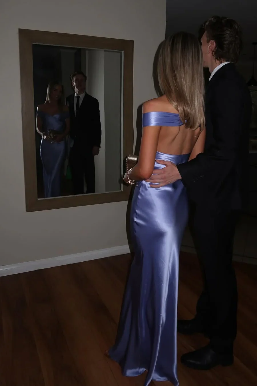 Elegant Mermaid Off-the-Shoulder Hidden Zipper Floor-Length Satin Evening Dress
