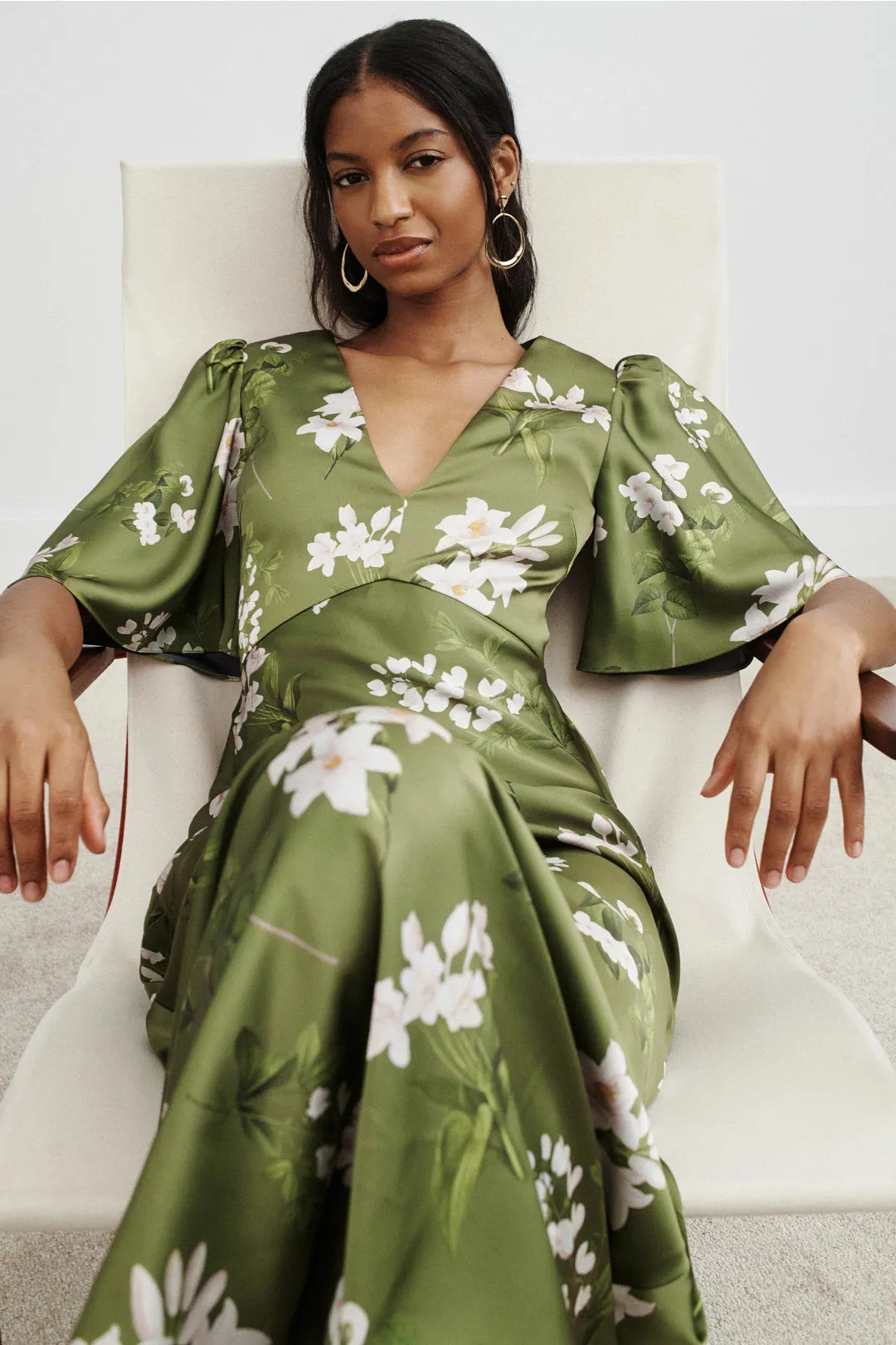 Elegant Olive Green Mermaid V-Neck Flutter-Sleeve Floral-Print Floor-Length Prom Dresses