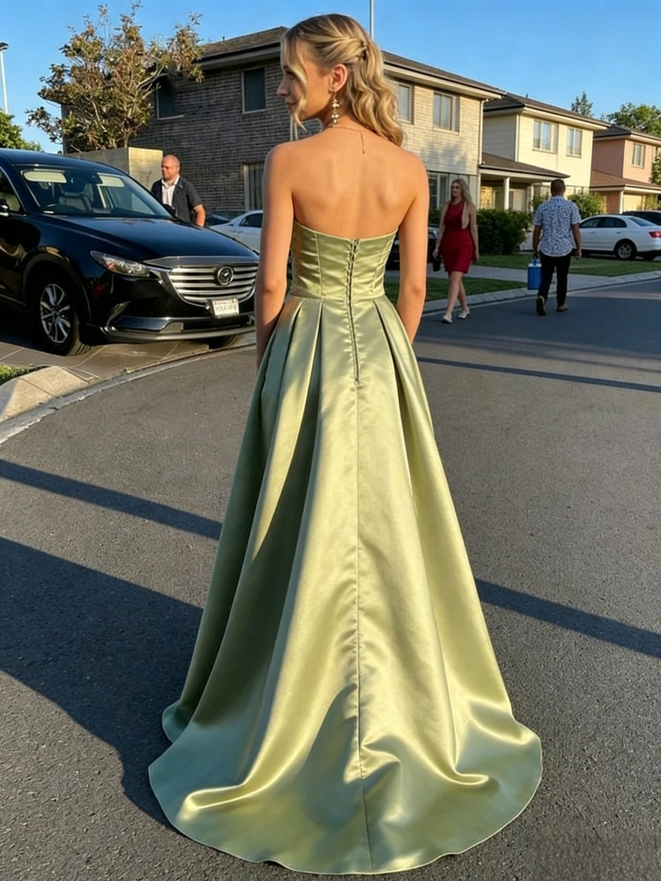 Elegant Voluminous A-Line Strapless Sleeveless Corset Lace-Up Back Floor-Length Satin Evening Dresses