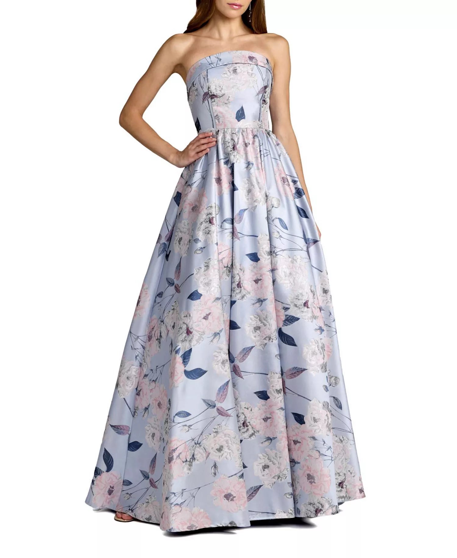 Elegant Voluminous Ball Gown Strapless Straight Neck Open Back Maxi Prom Dress