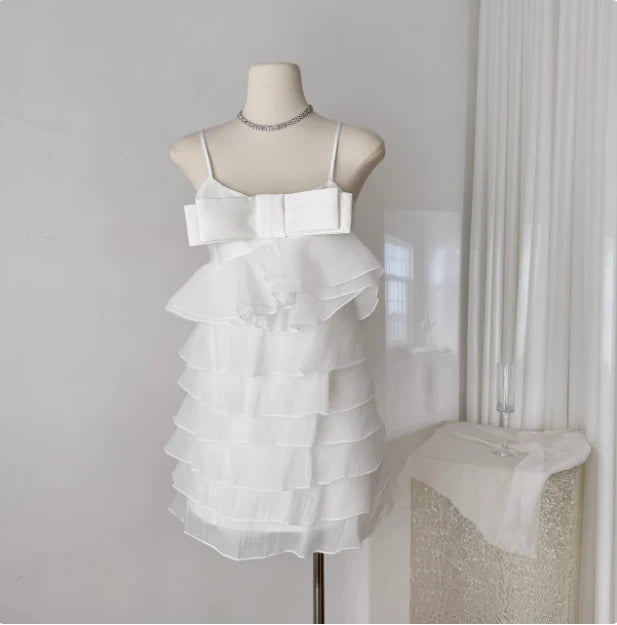Elegant Sweetheart Spaghetti Strap Zipper Back Tiered Mini A-Line Ruffle Homecoming Dresses
