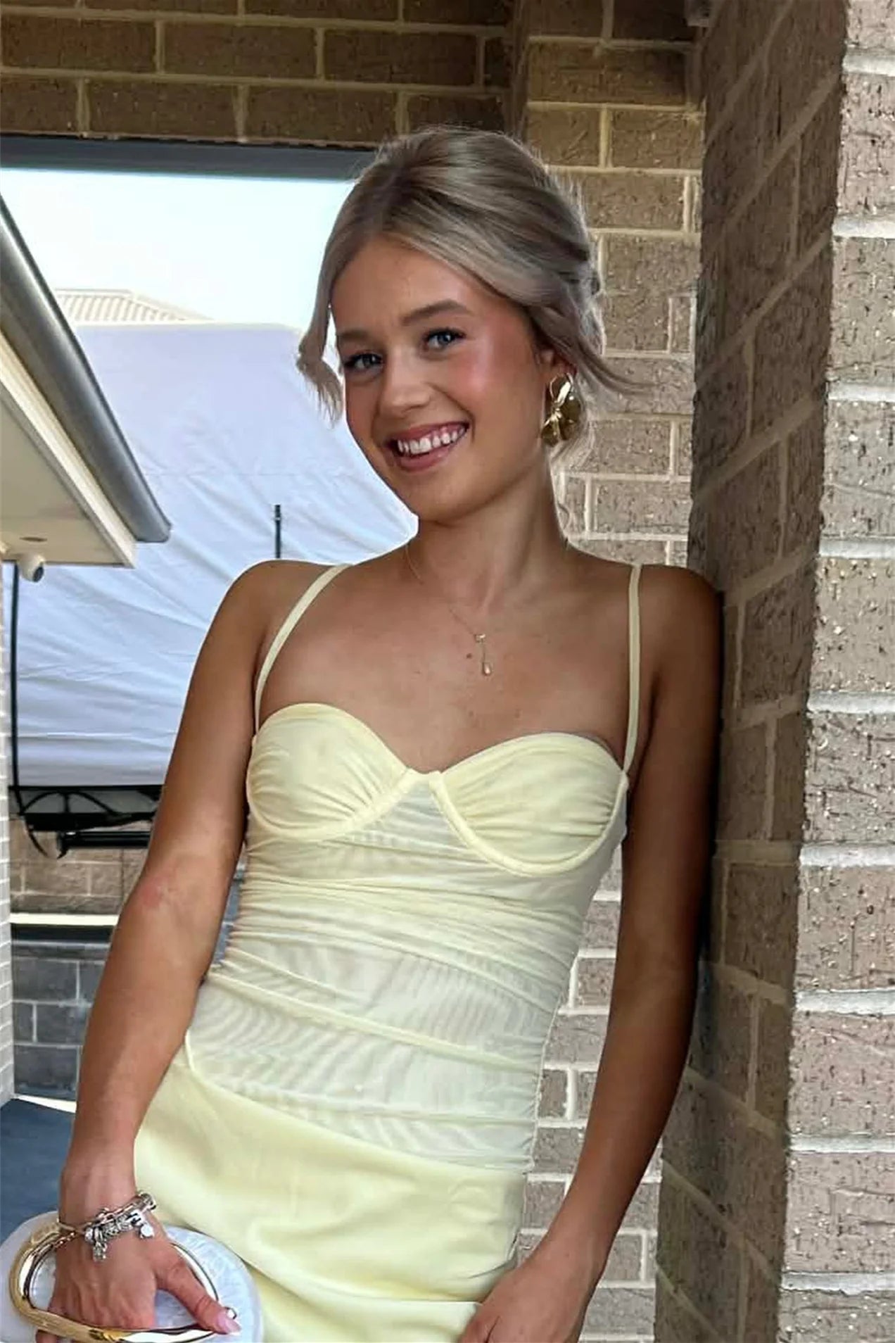 Enchanting Spaghetti Strap Prom Dresses with Sweetheart Neckline, Ruched Mesh Bodice, Side Slit and Flowing Satin Maxi Silhouette Formal Gown