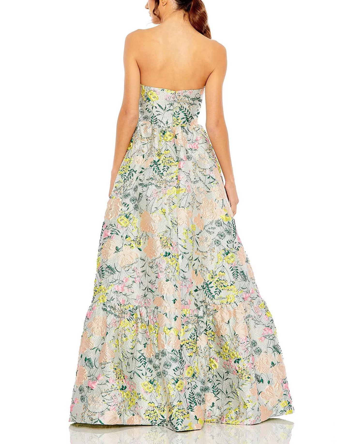 Ethereal Voluminous Ball Gown Strapless Straight Neck Open Back Tiered Maxi Prom Dress
