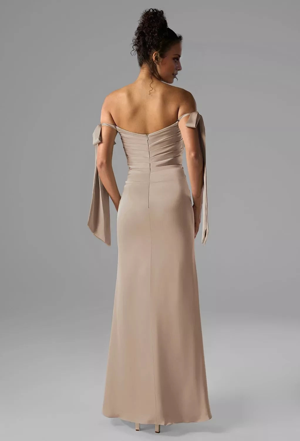 Vestidos de dama de honor de moda con escote corazón, sirena, sin mangas, abertura lateral y largo hasta el suelo