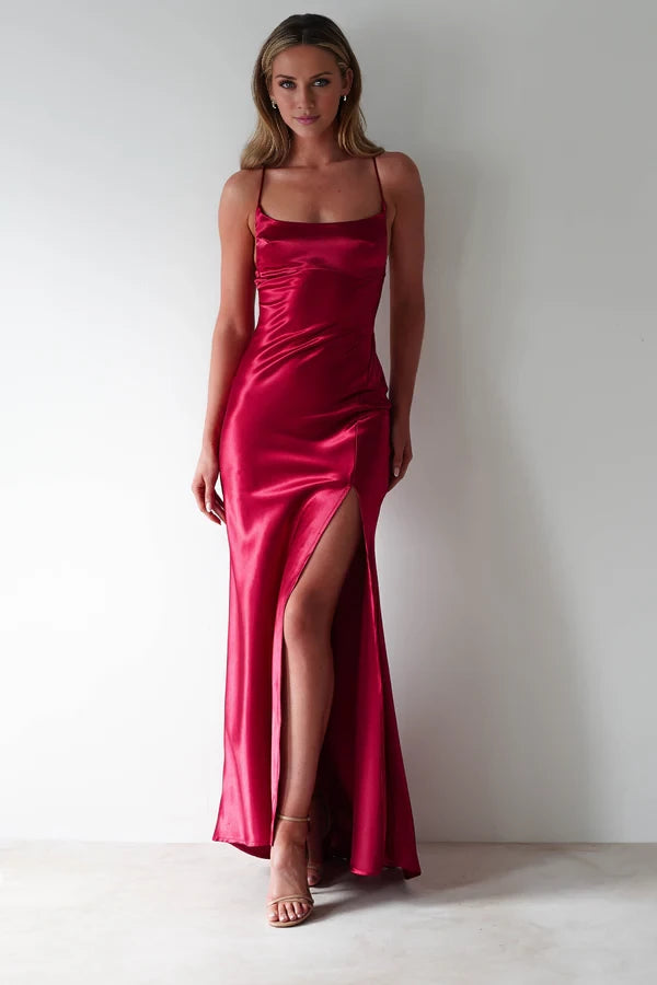 Red Satin Square Neck Sheath/column Floor-Length Dress