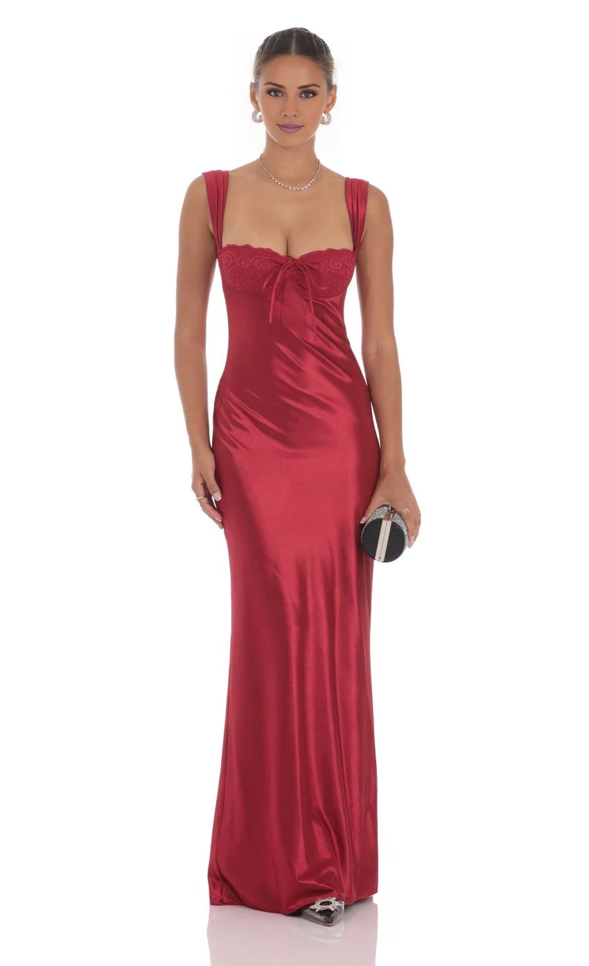 Vestido de fiesta con escote corazón, hombros descubiertos, sin mangas, espalda descubierta y largo hasta el suelo