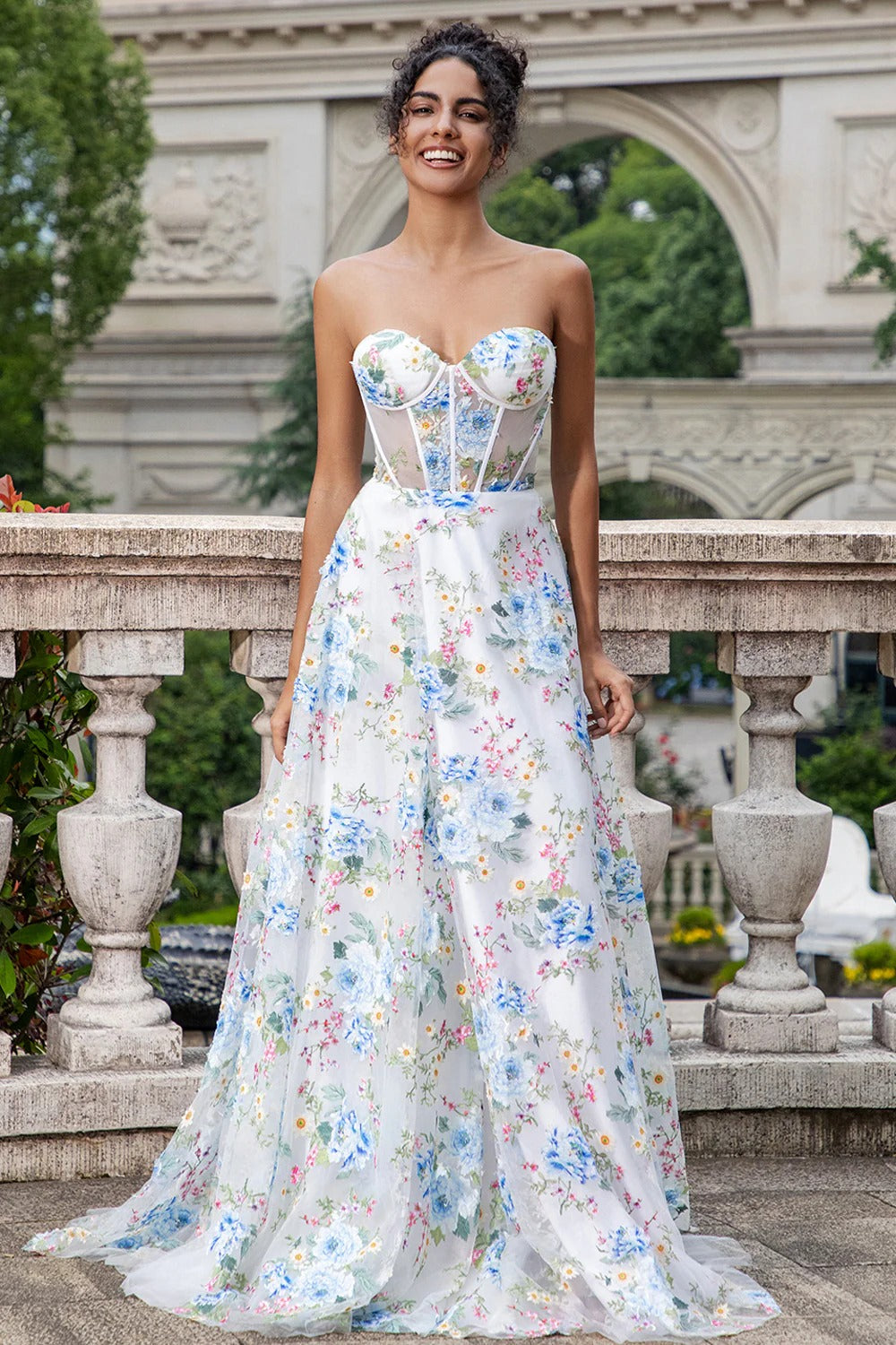 Floral Embroidered Strapless Tulle Gown – Sweetheart Corset Formal Dress with Train