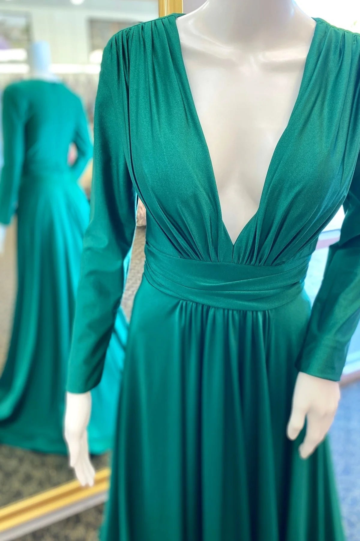 Flowy A-Line V-Neck Long-Sleeved Ruched-Waist Floor-Length Evening Dress