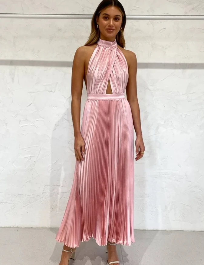 Flowy A-line pleated halter neck sleeveless open-back floor-length evening dress