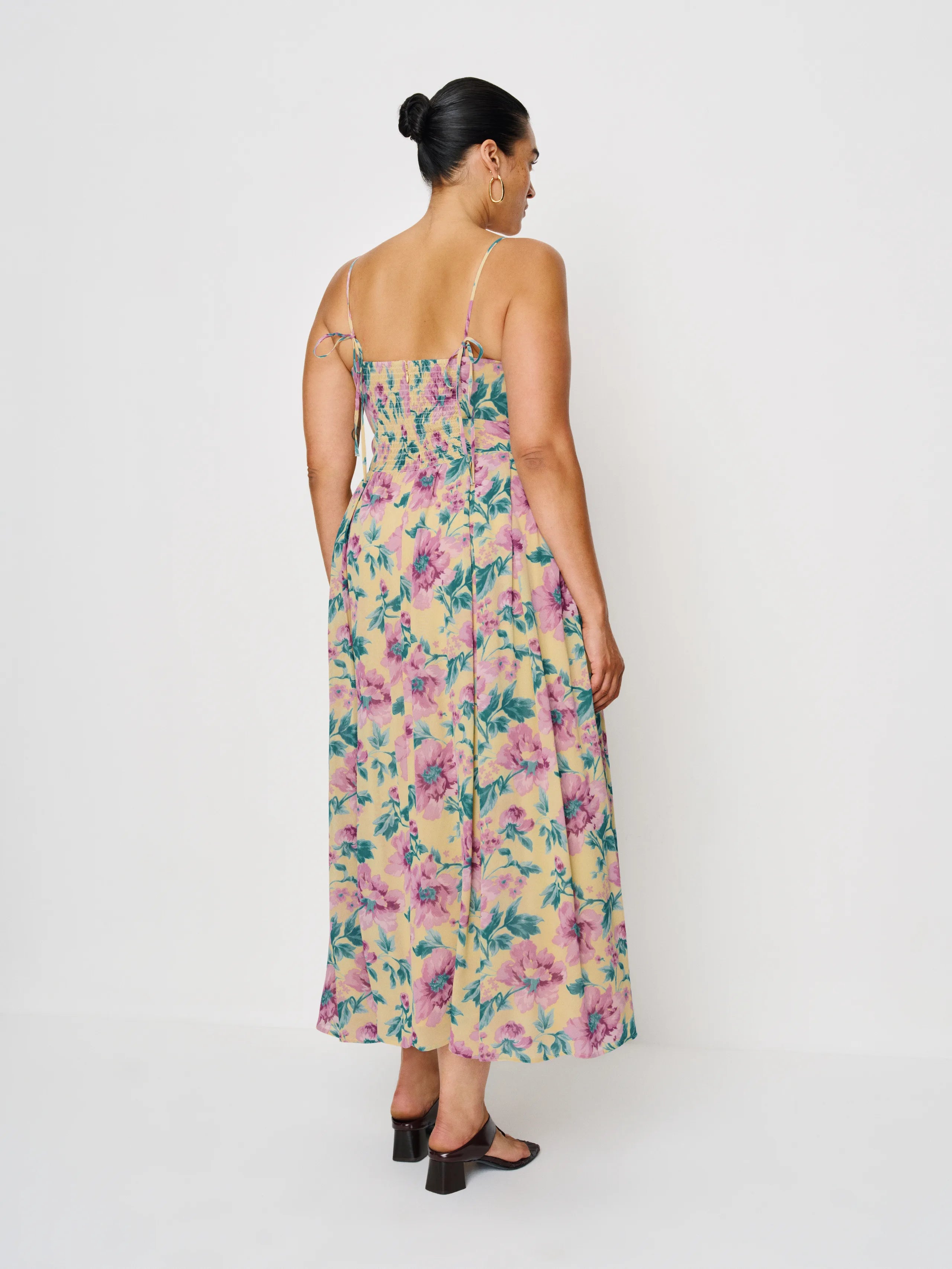 Flowy Yellow Floral Print Chiffon A-Line Sweetheart Neck Spaghetti Strap Midi Prom Dresses