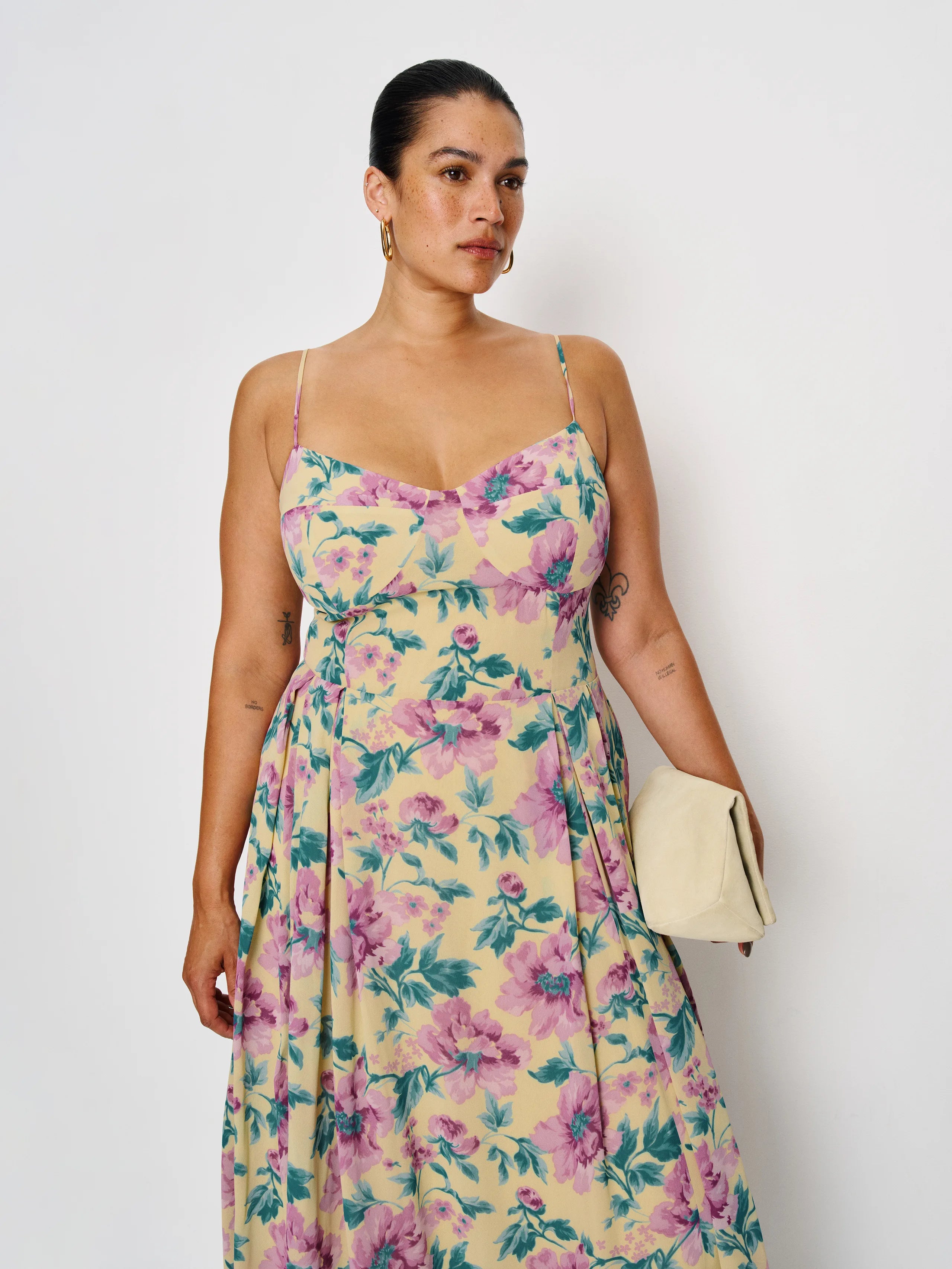 Flowy Yellow Floral Print Chiffon A-Line Sweetheart Neck Spaghetti Strap Midi Prom Dresses