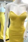 Yellow Stretch Satin Mermaid Floor-Length Dress with Sweetheart Neckline