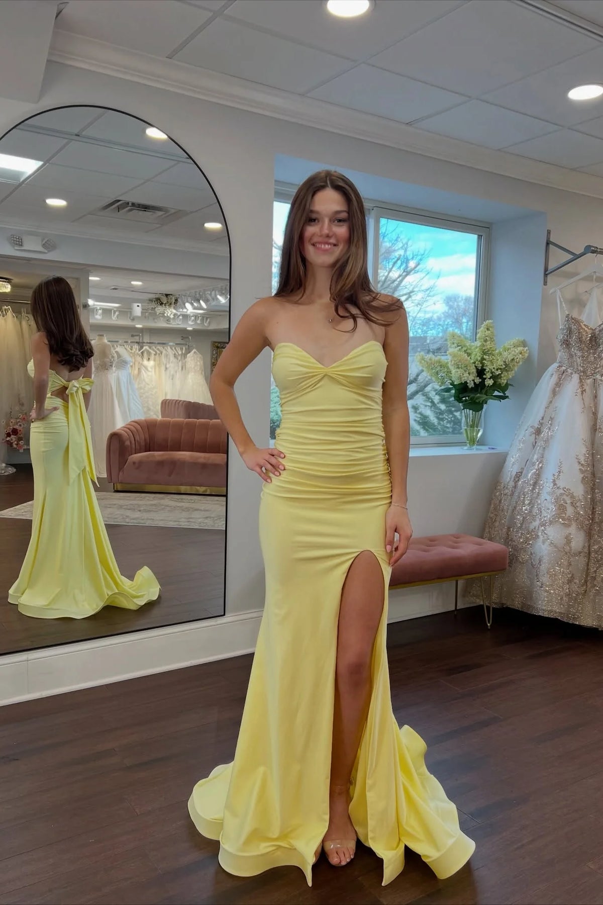 Yellow Satin Sweetheart Sheath Floor-Length Evening Dress with Tie Back & High Slit