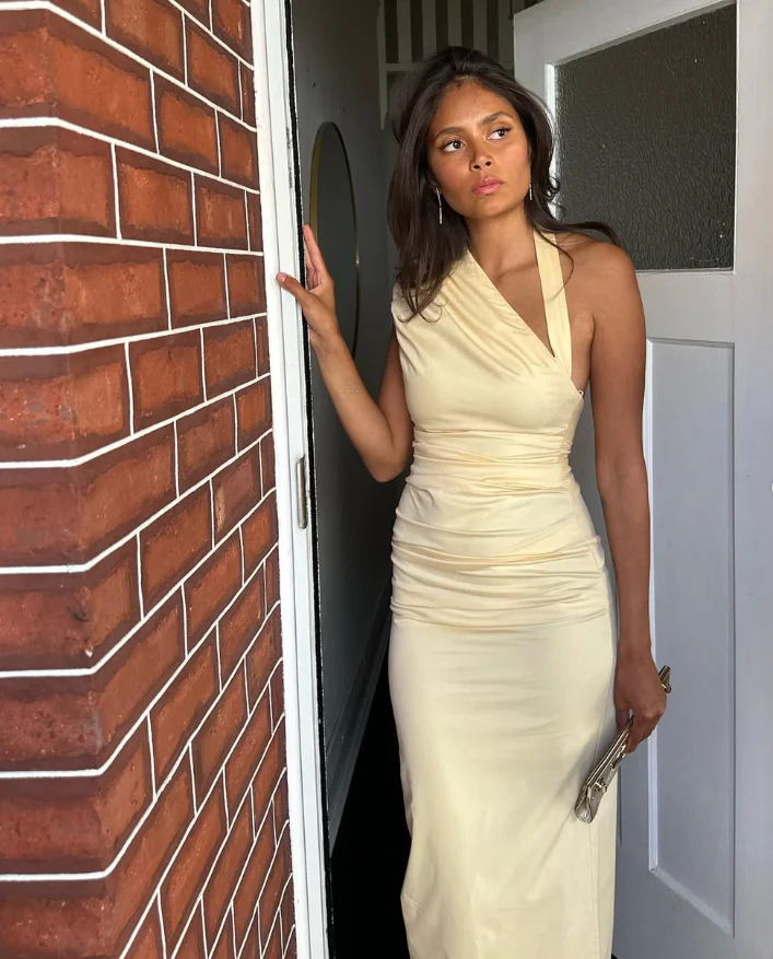 Form-fitting bodycon one-shoulder halter sleeveless backless slit maxi evening dress