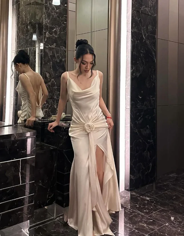 Form-fitting slip cowl neck spaghetti strap open-back floor-length evening dress