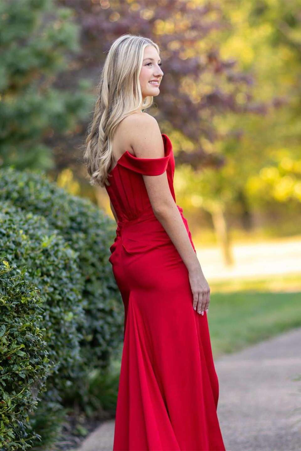 Glam Off-Shoulder Corset Bodice Ruched Mermaid Floor-Length Prom Dress