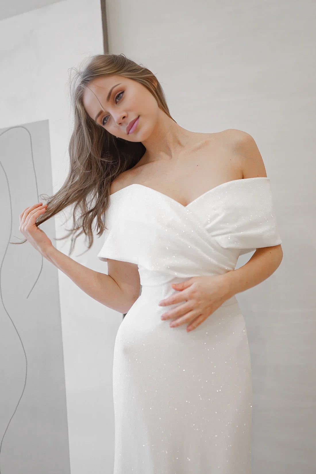 White Glitter Fabric Off-the-Shoulder Floor-Length Sheath/Column Gown