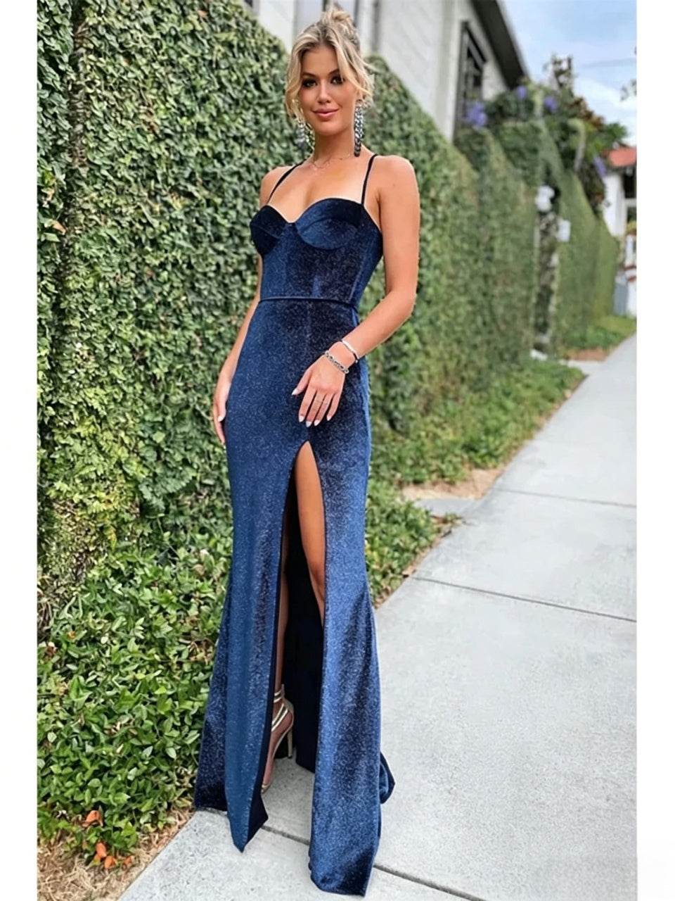 Glamorous Mermaid Sweetheart Spaghetti Straps Lace Up Back Slit Floor Length Evening Dress