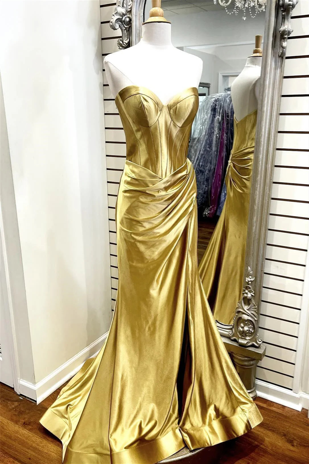 Emerald Satin Mermaid Floor-Length Evening Dress