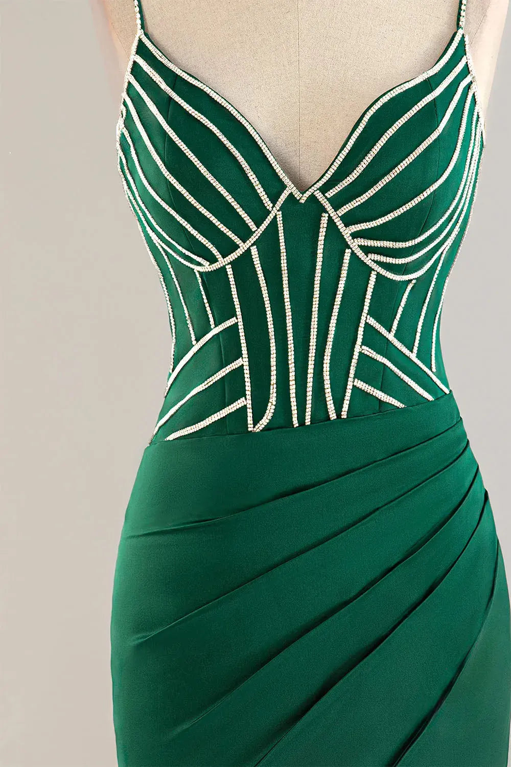 Glamorous Satin Sheath Sweetheart V-Neck Sleeveless Low V-Back Zipper Short Homecoming Dresses