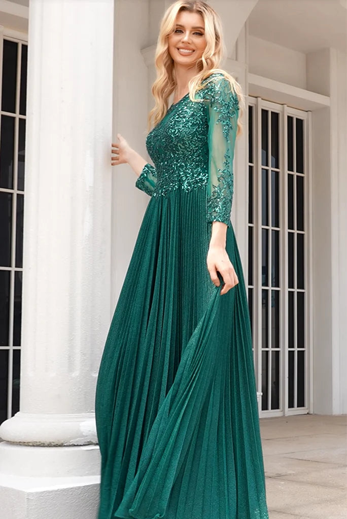 Vestidos para madre de la novia elegantes, brillantes, en forma de A, de color verde, con escote bajo, redondo, mangas largas y largo hasta el suelo adornados con cuentas.