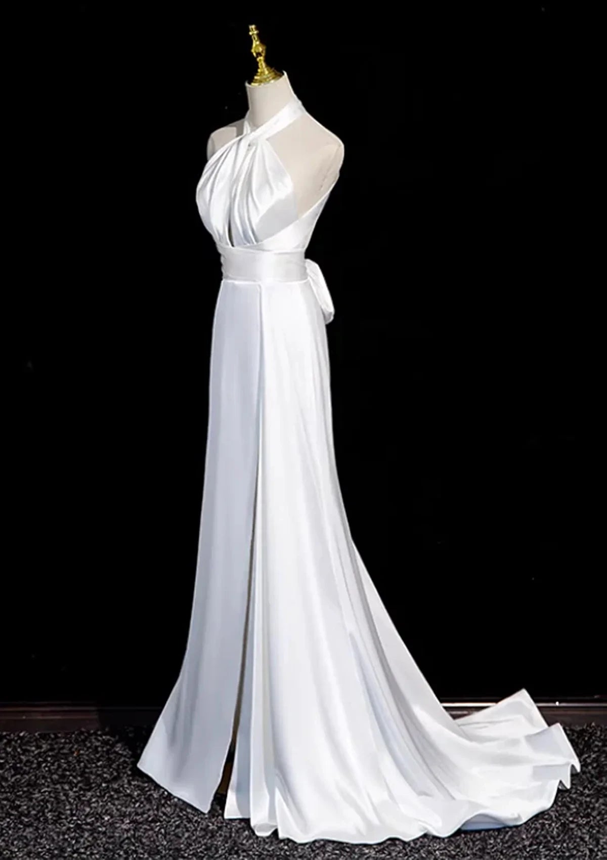 Graceful Satin Sheath Halter Sleeveless Open Back Floor-Length Evening Dresses with Slit
