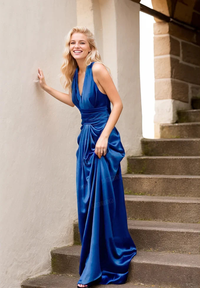 Graceful Satin Sheath Halter V-Neck Sleeveless Open Back Floor-Length Evening Dresses