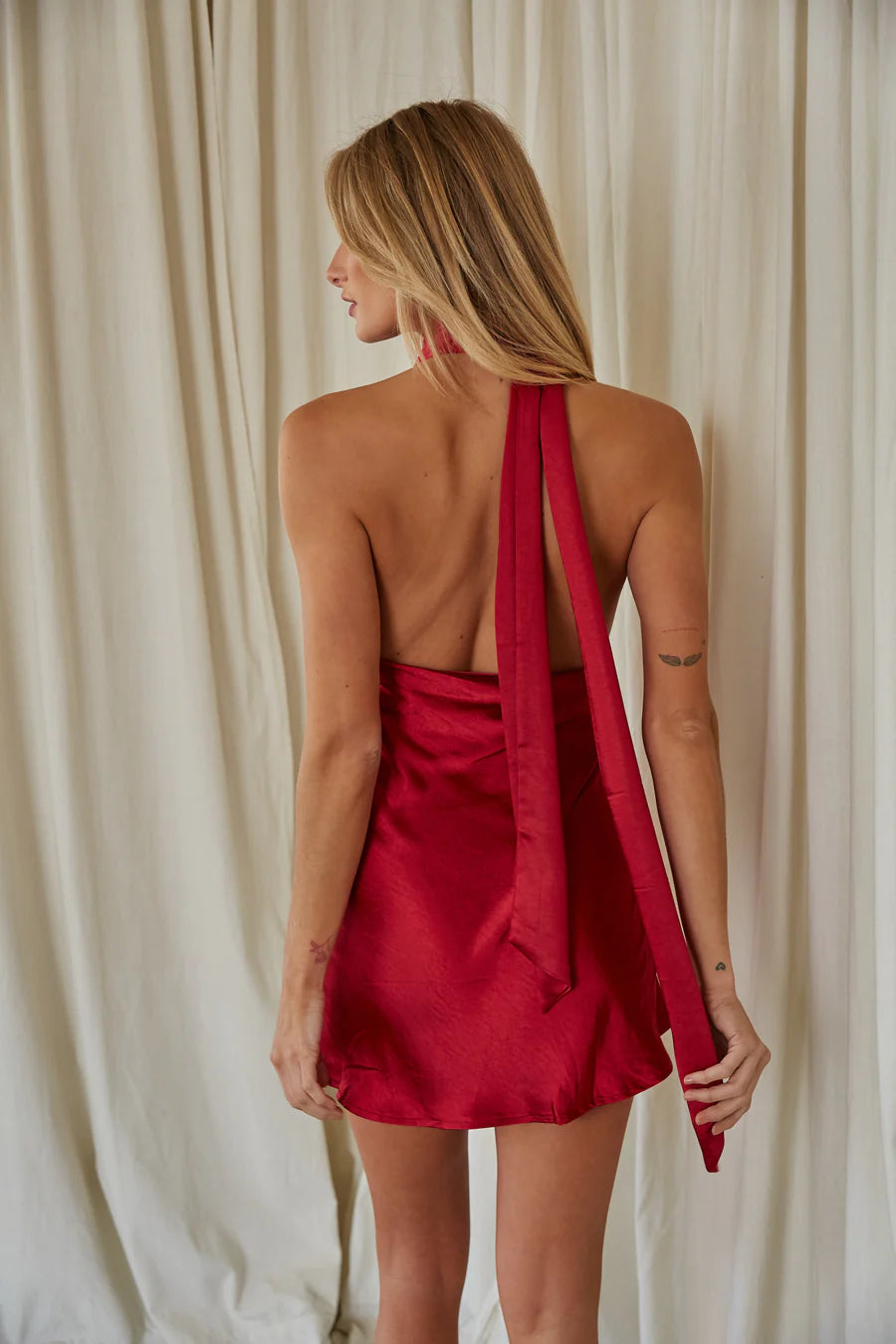 Halter Deep V Open Back Tie Satin Ruffle Mini Homecoming Dresses