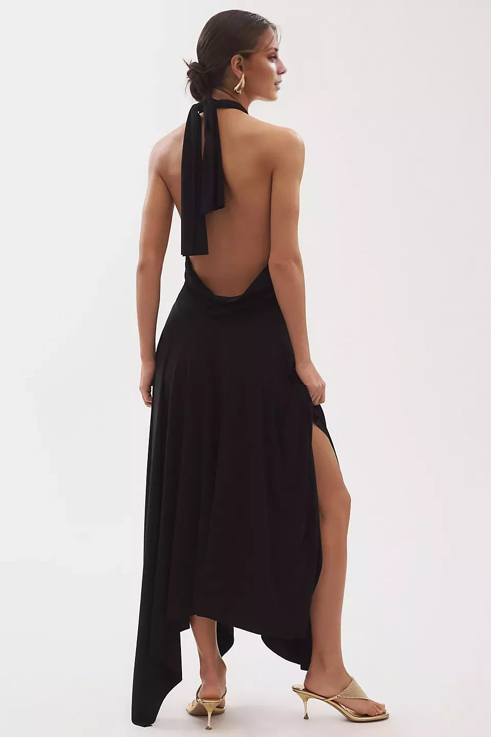 Vestido de fiesta largo hasta el suelo, sin mangas, con cuello colgante y hombros descubiertos 