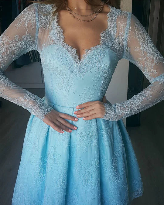 Vestido de fiesta de manga larga con encaje y escote en V