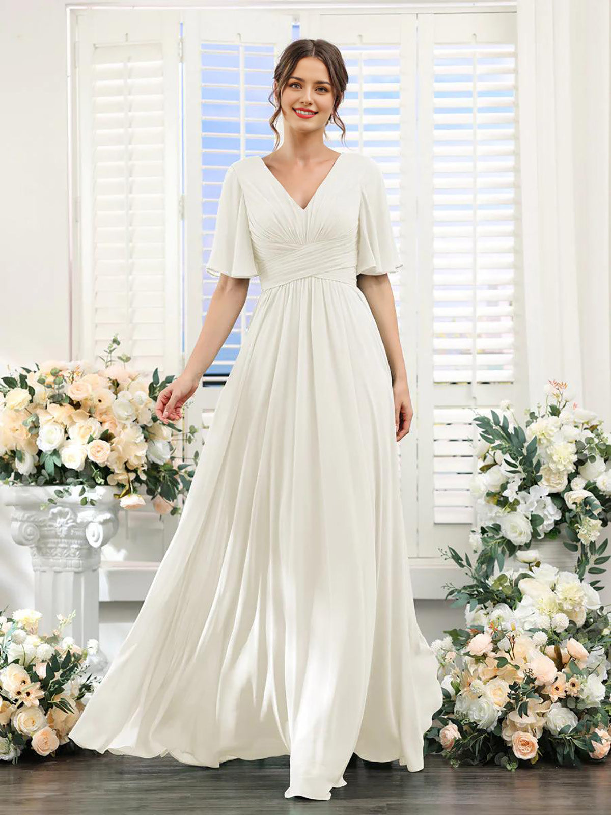 Mint Green Chiffon A-Line Floor-Length Bridesmaid Dress | V-Neck, Ruched Bodice & High Slit