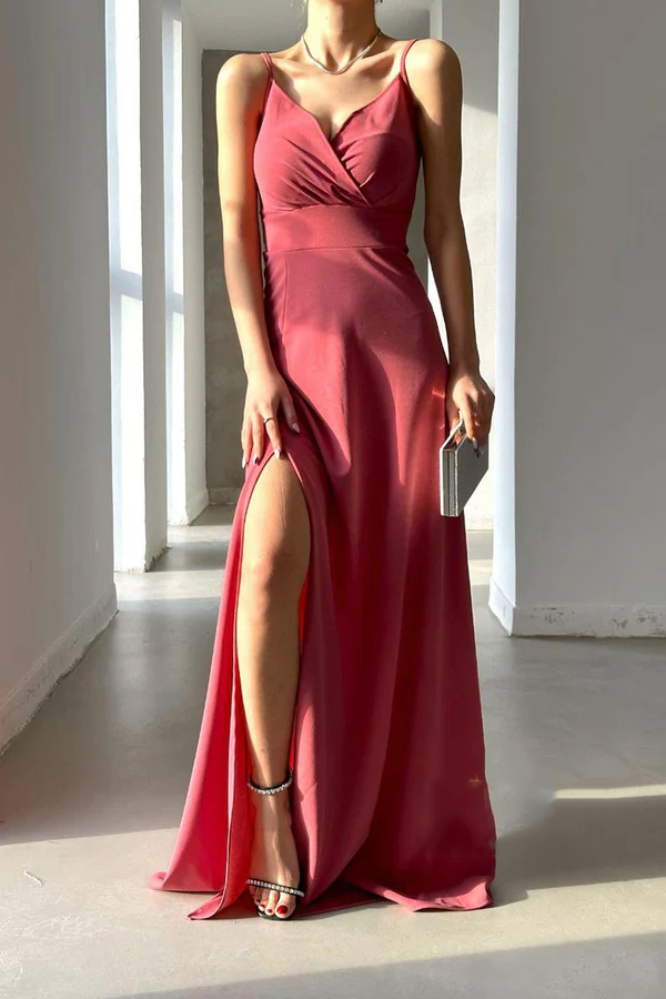 Vestido de noche minimalista de corte A, sexy, con escote en V, tirantes al hombro y abertura larga.
