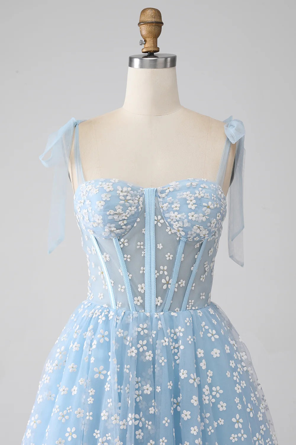 Lavender Floral Off-the-Shoulder Tulle Gown – Tie-Strap Prom Dress with A-Line Skirt & Train