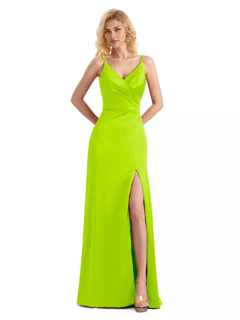 Vestido de dama de honor largo, formal, cruzado, sin mangas, con escote en V y abertura lateral de satén suave y sencillo