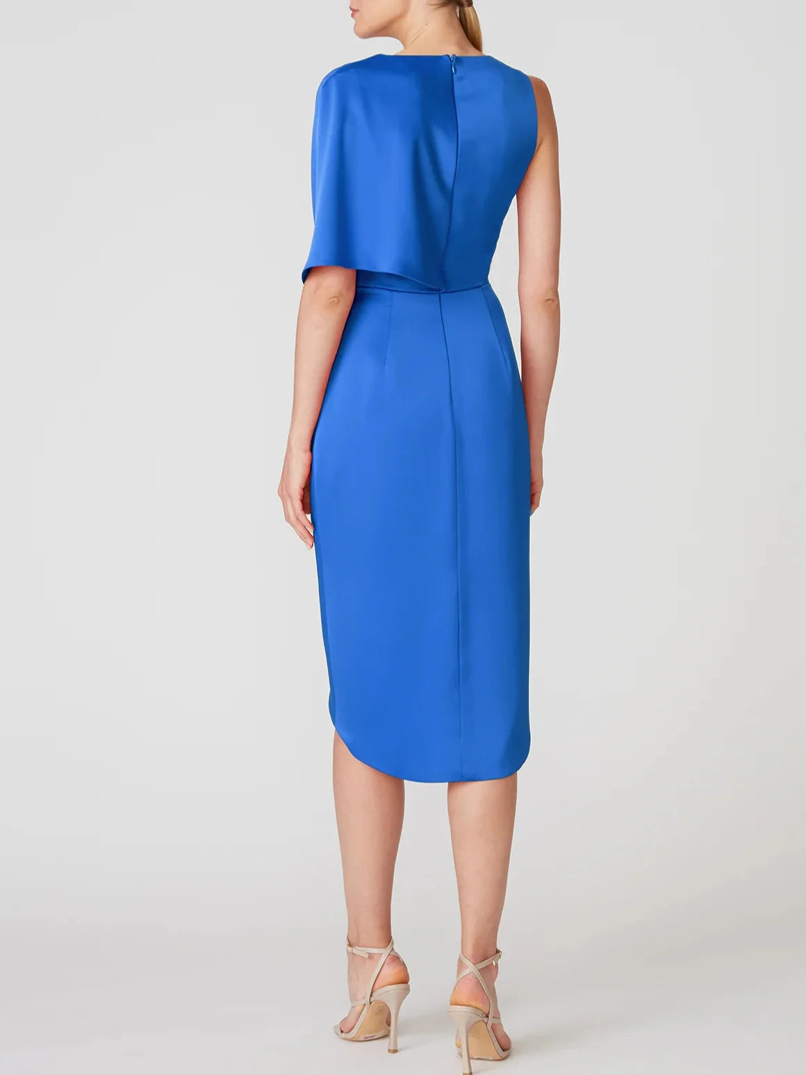 Vestido para madre de la novia de corte A/princesa, escote en V, media manga, asimétrico, con borde con volantes