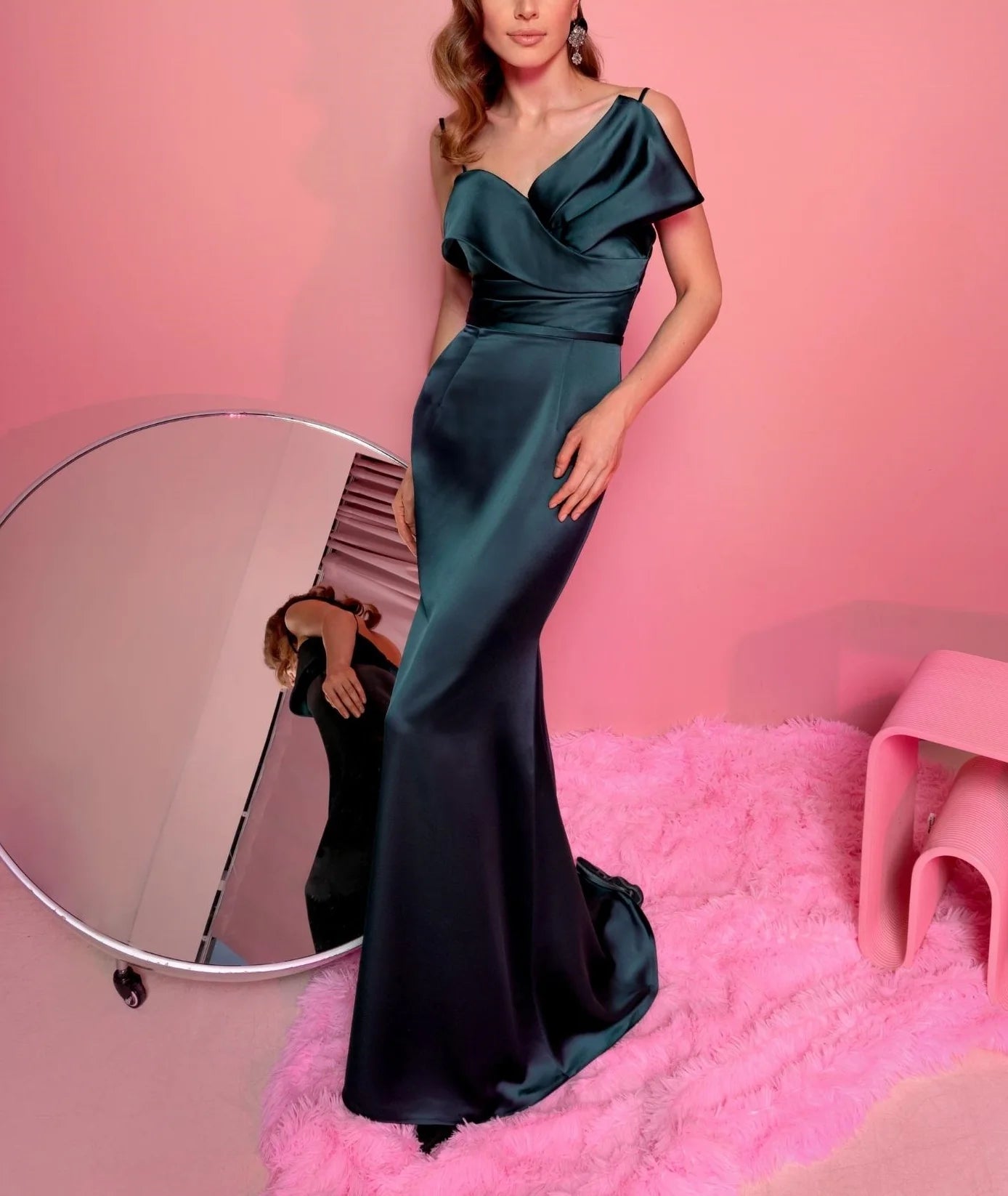 Vestido de noche ajustado/de tubo recto con tirantes finos, borde con volantes, sin mangas y con fondo