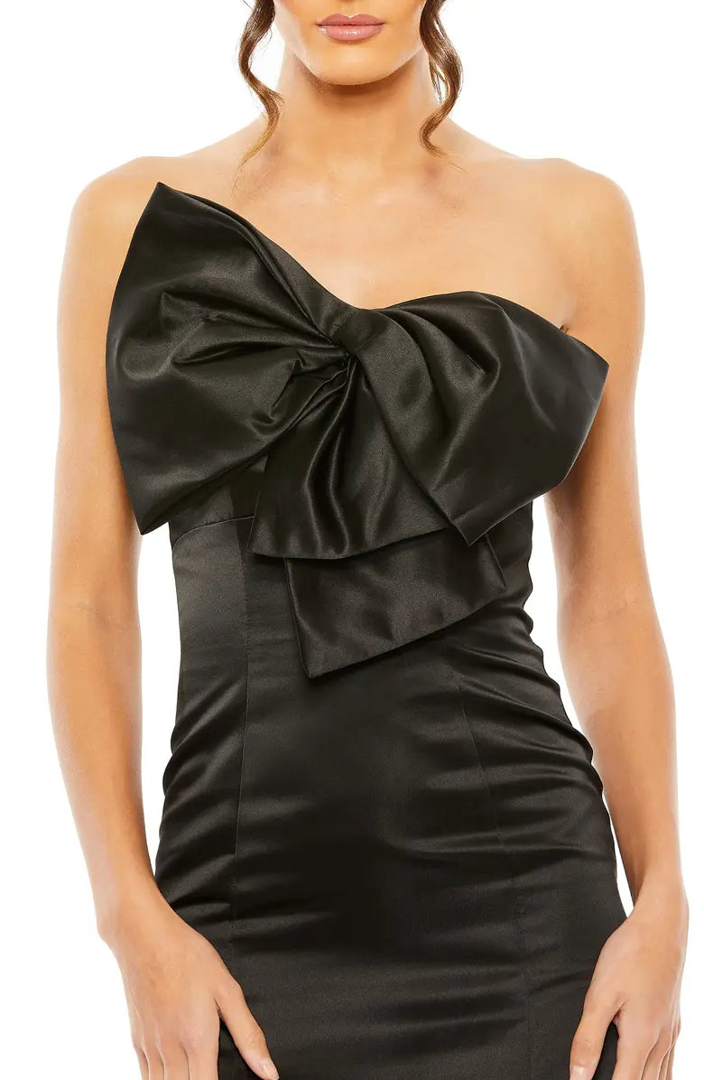 Noble strapless off the shoulder satin fishtail and ground length butterfly dew back evening dress