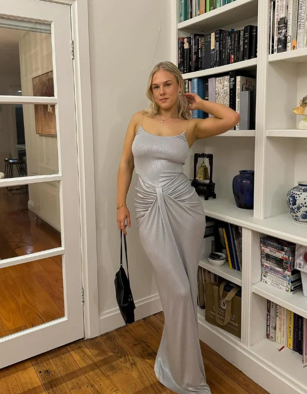 Metallic Form-Fitting Scoop Neck Spaghetti Strap Knot-Front Floor Length Evening Dress