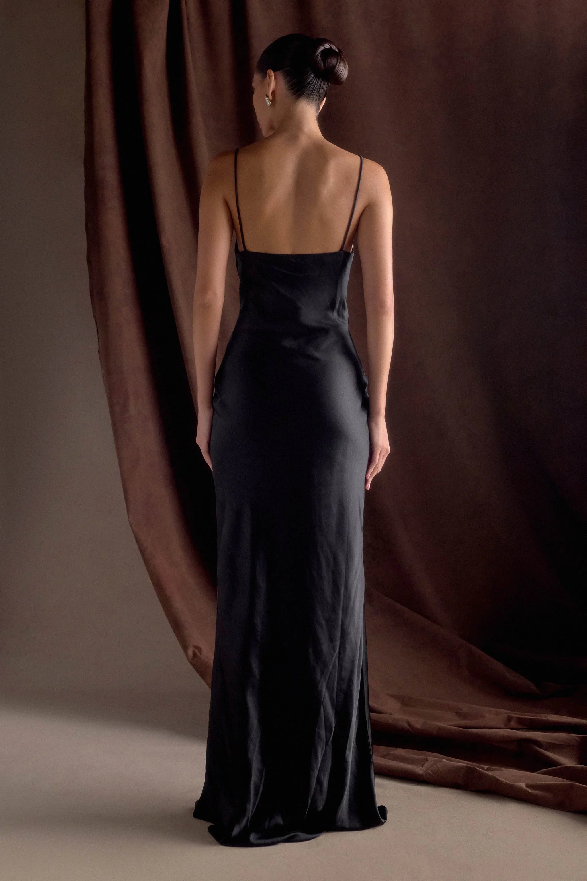 Minimalist-Lux Satin V Neck Spaghetti-Strap Plunging V-Back Floor-Length Evening Dress