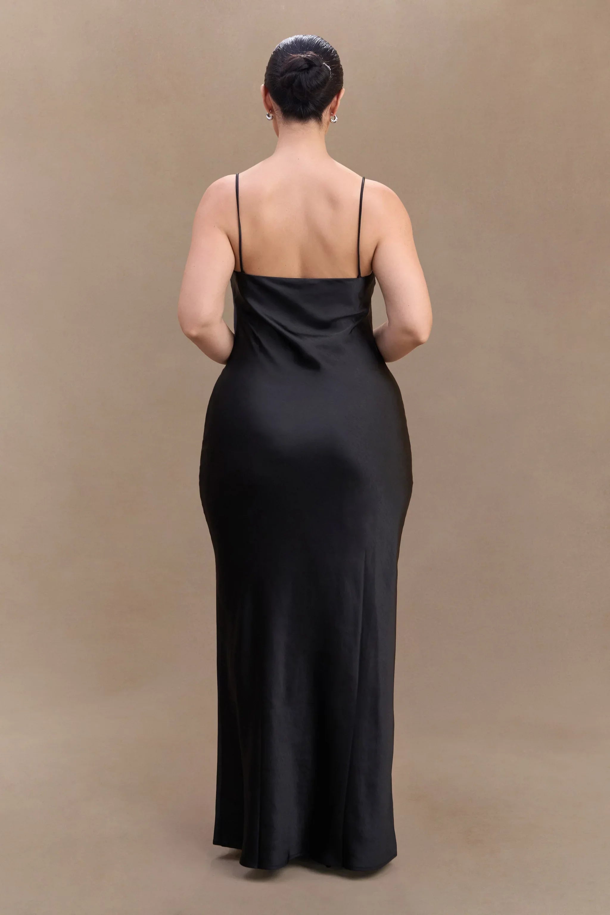 Minimalist-Lux Satin V Neck Spaghetti-Strap Plunging V-Back Floor-Length Evening Dress