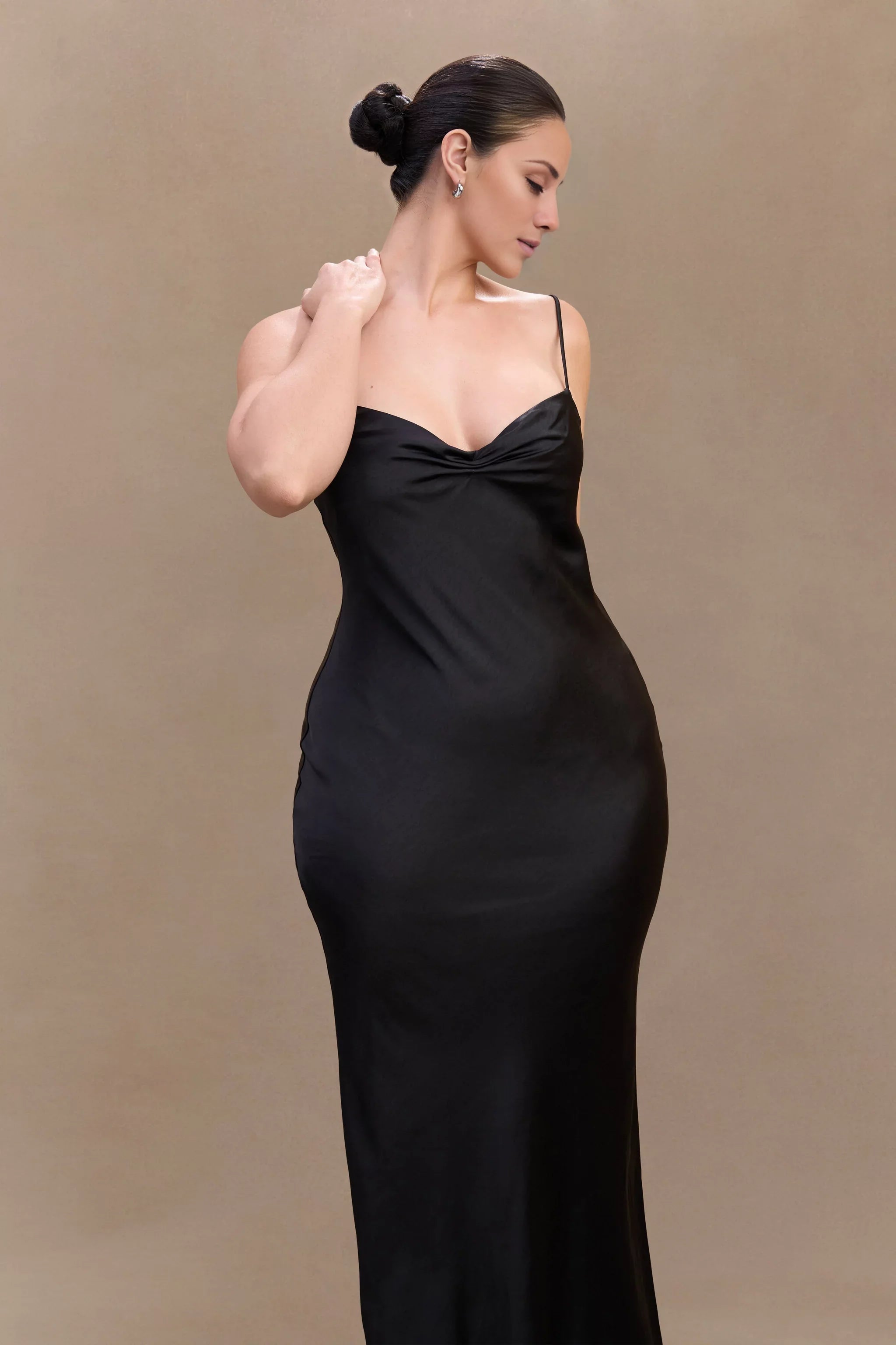 Minimalist-Lux Satin V Neck Spaghetti-Strap Plunging V-Back Floor-Length Evening Dress